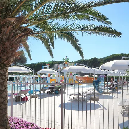 Manuela アパート *